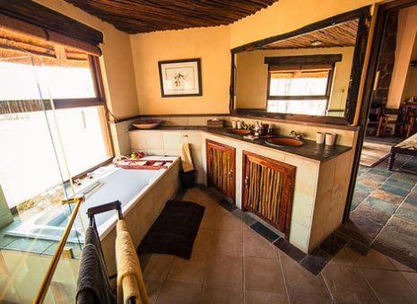 Metsi Lodge Welgevonden Game Reserve Exterior foto